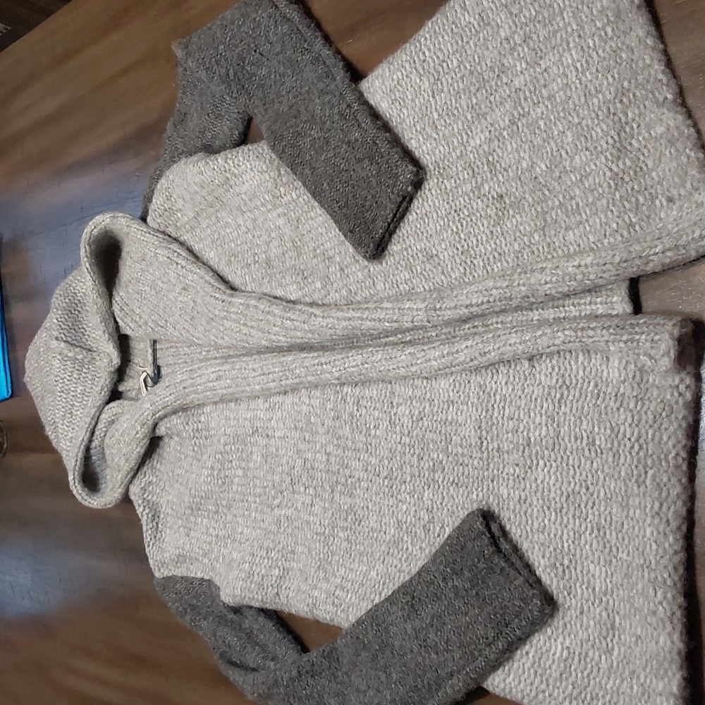 Women's NWOT Silver brand sweater S $41.00 #316